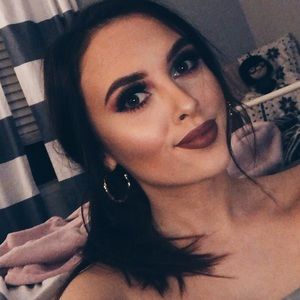 Meet your Posher, Eden